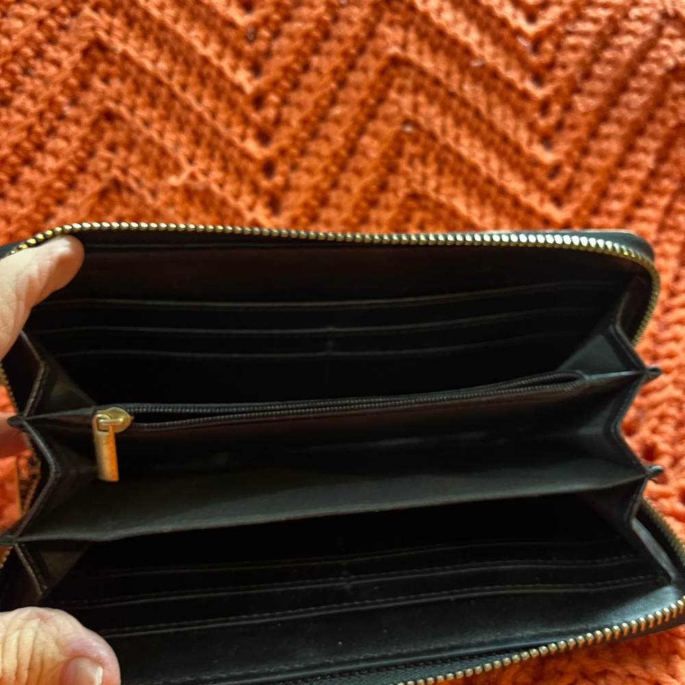 Ladies Source Unknown On Lg.Wristlet Wallet, Leop… - image 3